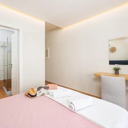 Ioanna Agios Stephanos *