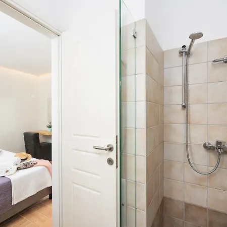 Ioanna Agios Stephanos * Agios Stefanos Kassiopi